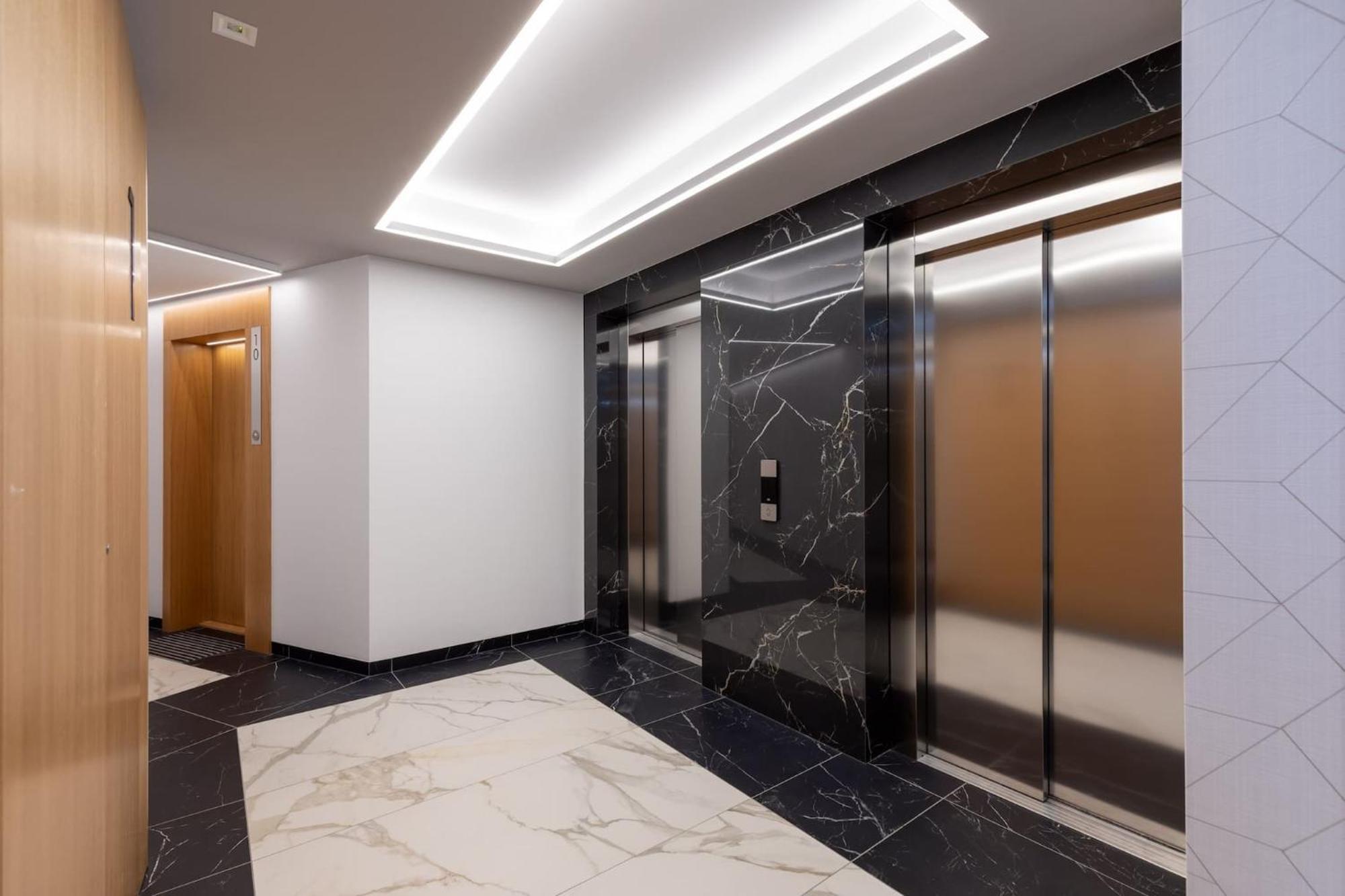 Aleja Solidarnosci 60B II By Noclegi Renters Varşova Dış mekan fotoğraf