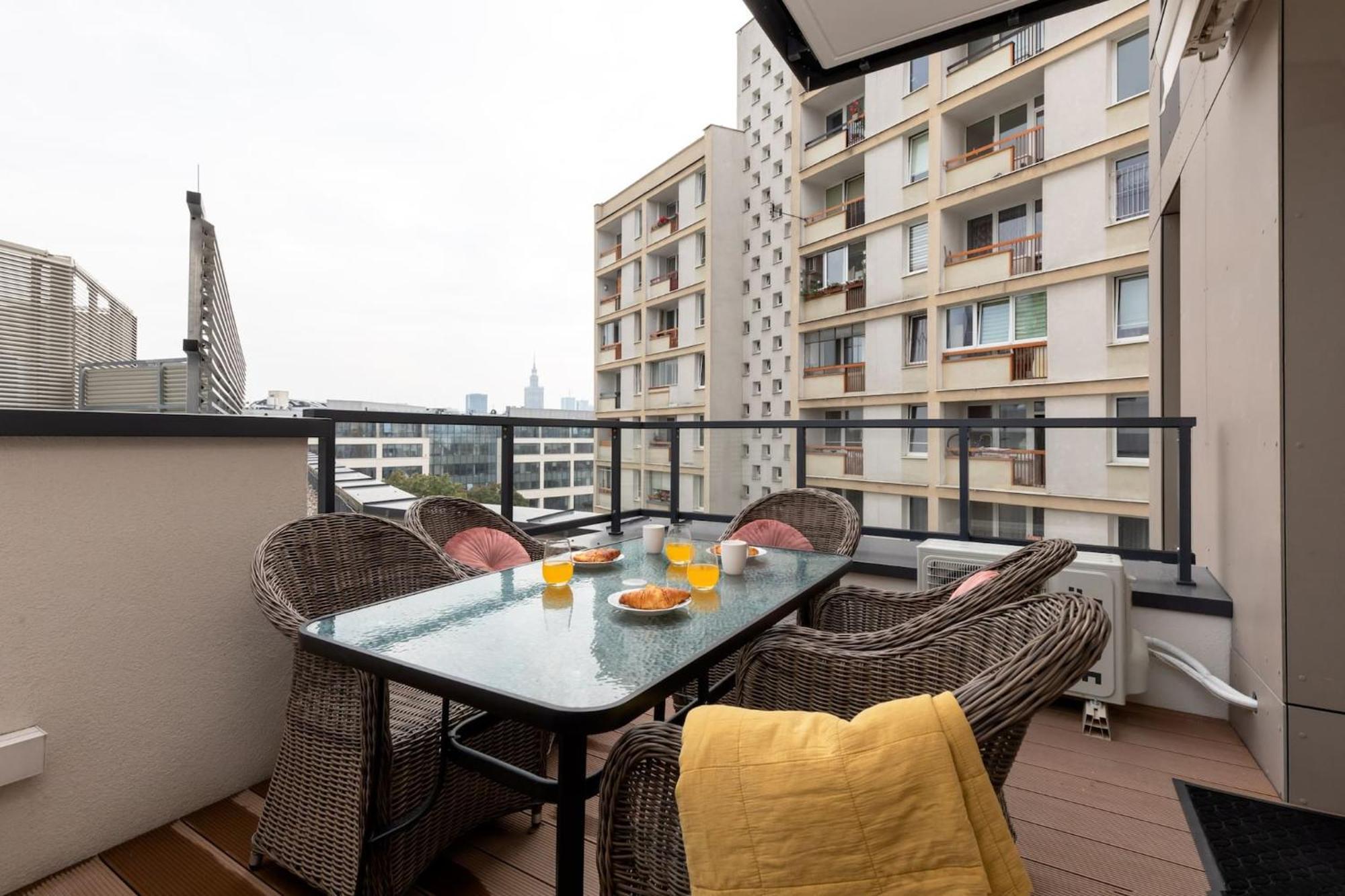 Aleja Solidarnosci 60B II By Noclegi Renters Varşova Dış mekan fotoğraf